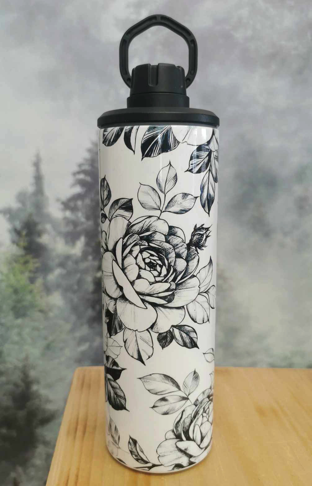 Gourde isotherme sport 20 oz. - Fleurs Noir et blanc